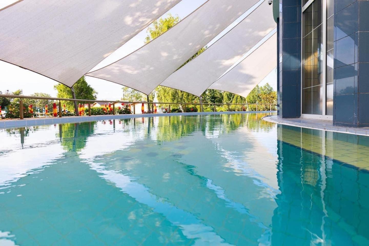 Dom Alex Pri Kupalisku Thermalpark Dunajská Streda Zewnętrze zdjęcie